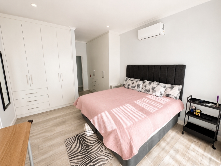 4 Bedroom Property for Sale in Sandown Western Cape